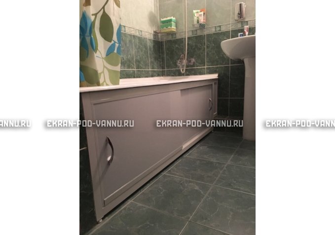 Экран  EUROPLEX Роликс белый с вставкой – купить по цене 10400 руб. в интернет-магазине в городе Тольятти картинка 2
